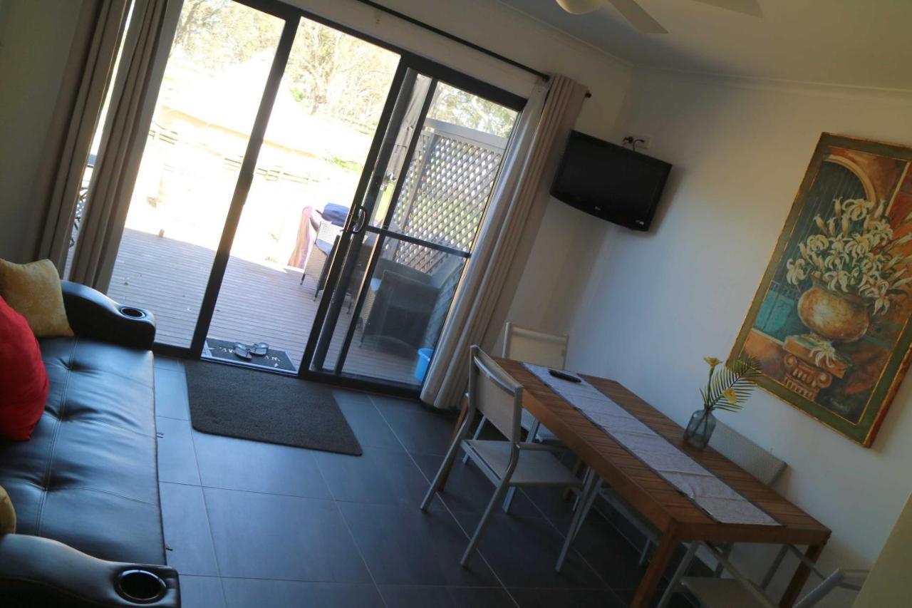 Coonawarra Ensuite Unit C ภายนอก รูปภาพ